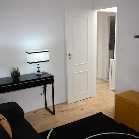 Madragoa House Apartment *