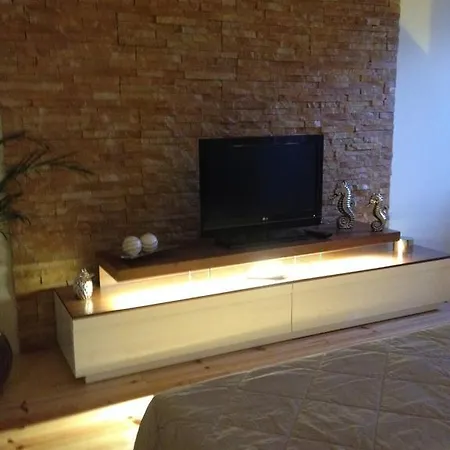 Madragoa House *
