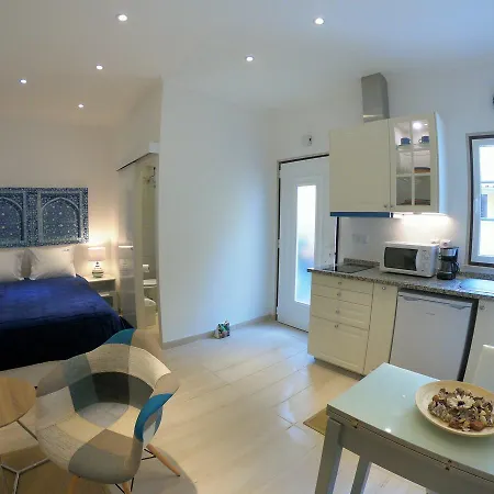 Apartment Madragoa House